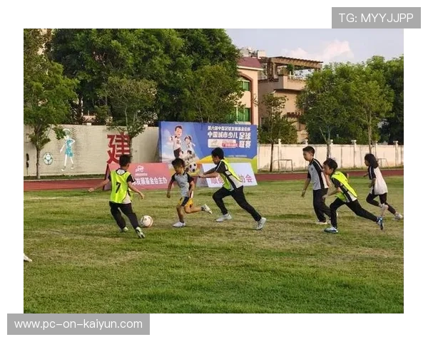 城市足球节推动青少年参与激增