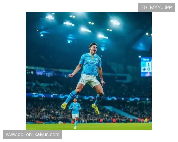 曼城阿尔瓦雷斯高速插上拍地捅射破门，展现速度与技术的完美结合